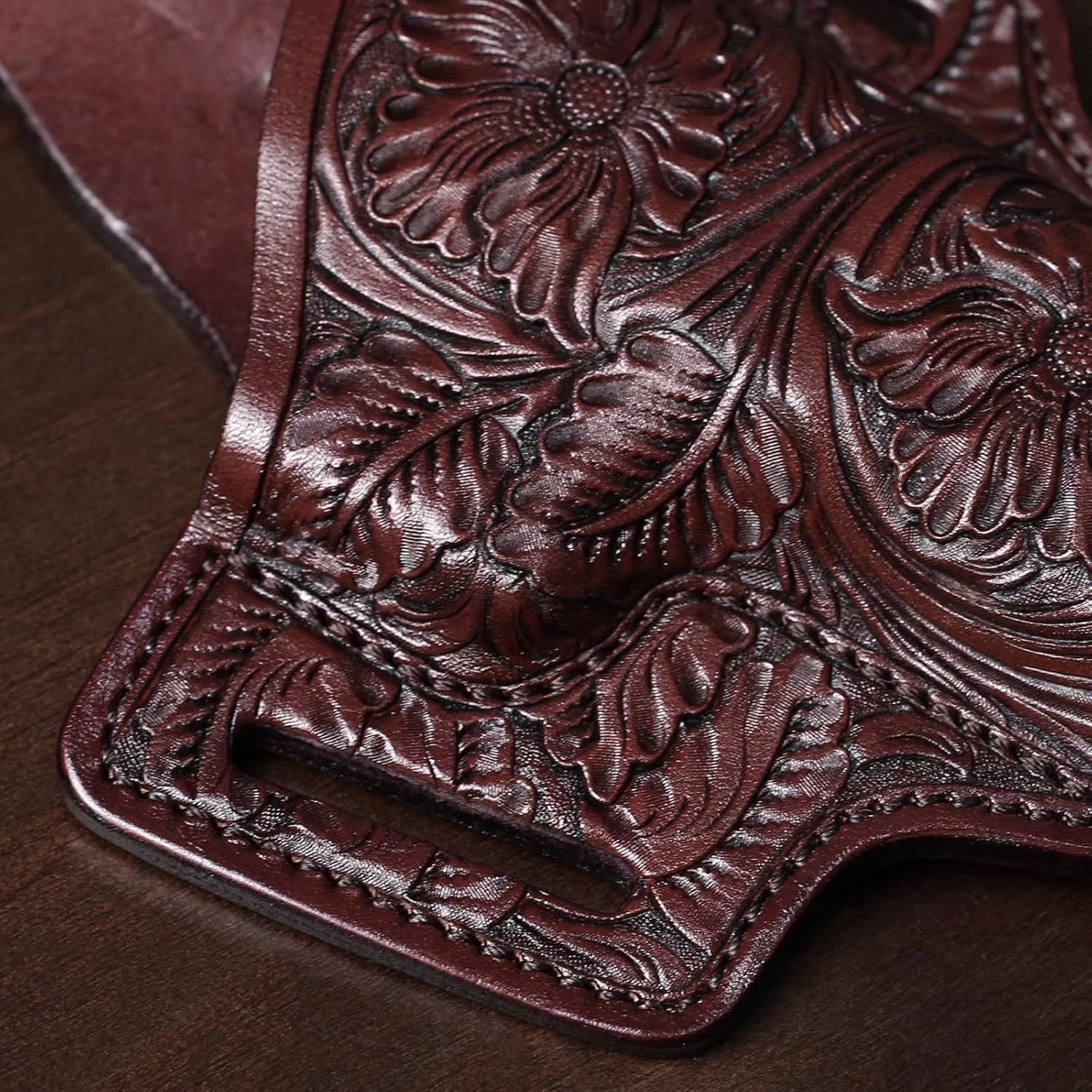 Premium Leather Holster for Women & Men, OWB Western Hand-Carved Holster - Compatible with Glock 17/19 Gen3-5 & 17/19 Gen4-5 MOS, 22/31(Gen3-4), 19X/ 44/45 - Fits 1.5" Belts, Right Hand - Polymerholster